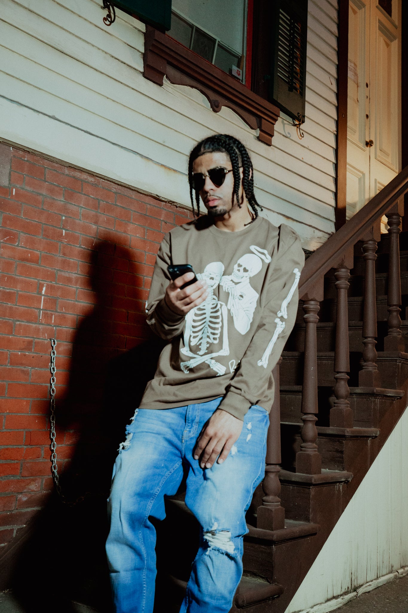 Dr. Skeleton Longsleeve Brown