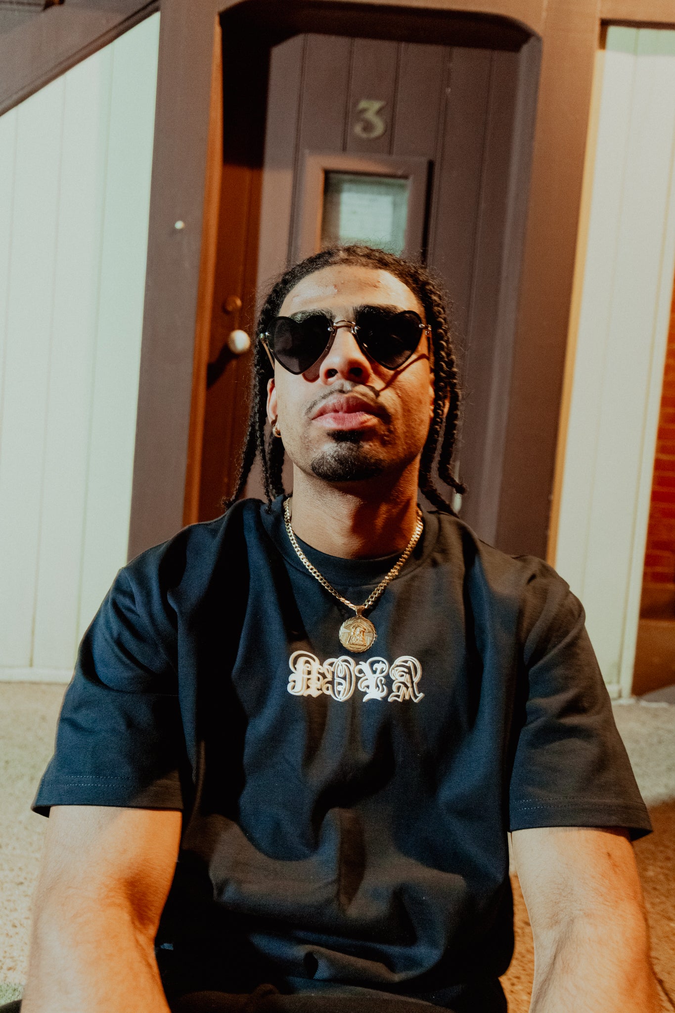 Skeleton Sharing Beauty Navy Blue