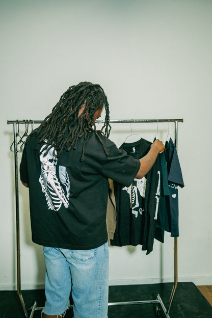 Black Reflective Selfie Black